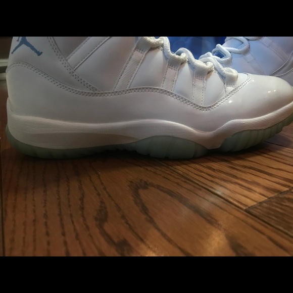 Jordan 11 Legend Blue size 9.5 OG all - Picture 6 of 9